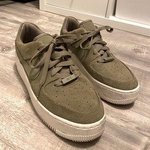 Nike Air Force 1 Sage Low